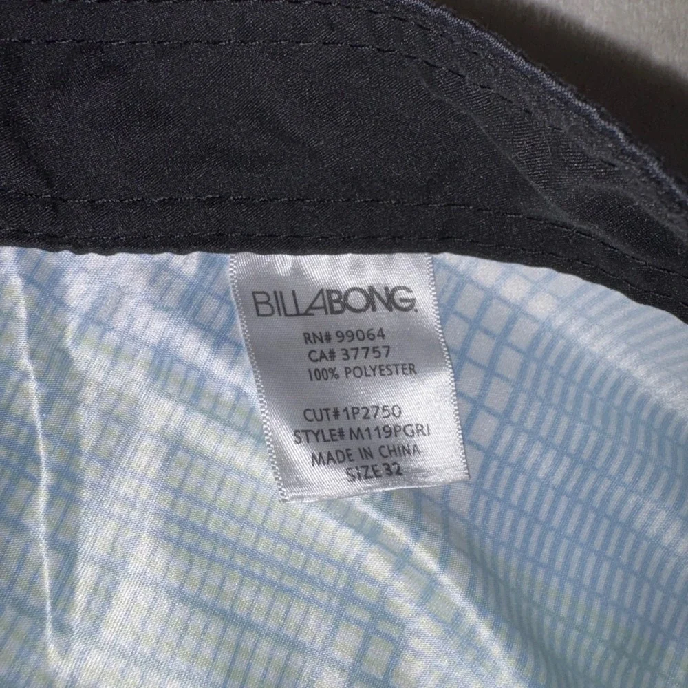 BILLABONG Board Shorts Mens Size 32 Blue‎ Green Plaid M119PGRI Swim Trunks
